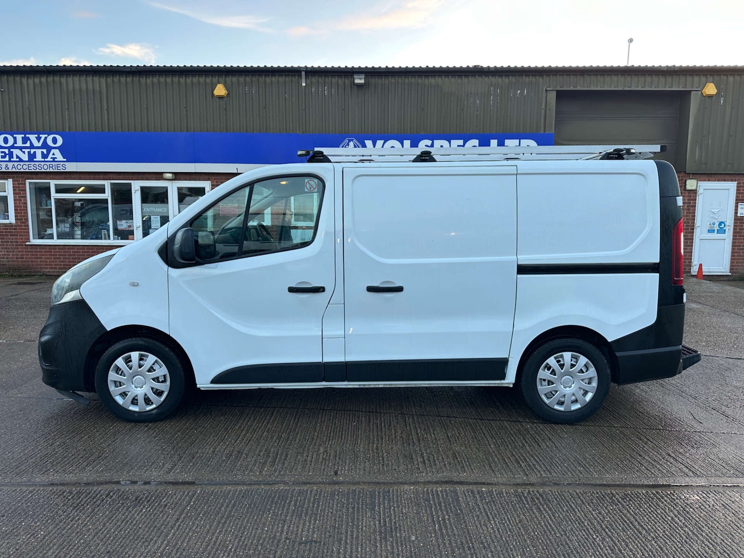 Used Vauxhall Vivaro 2016 for sale - 76830064: Photo 6