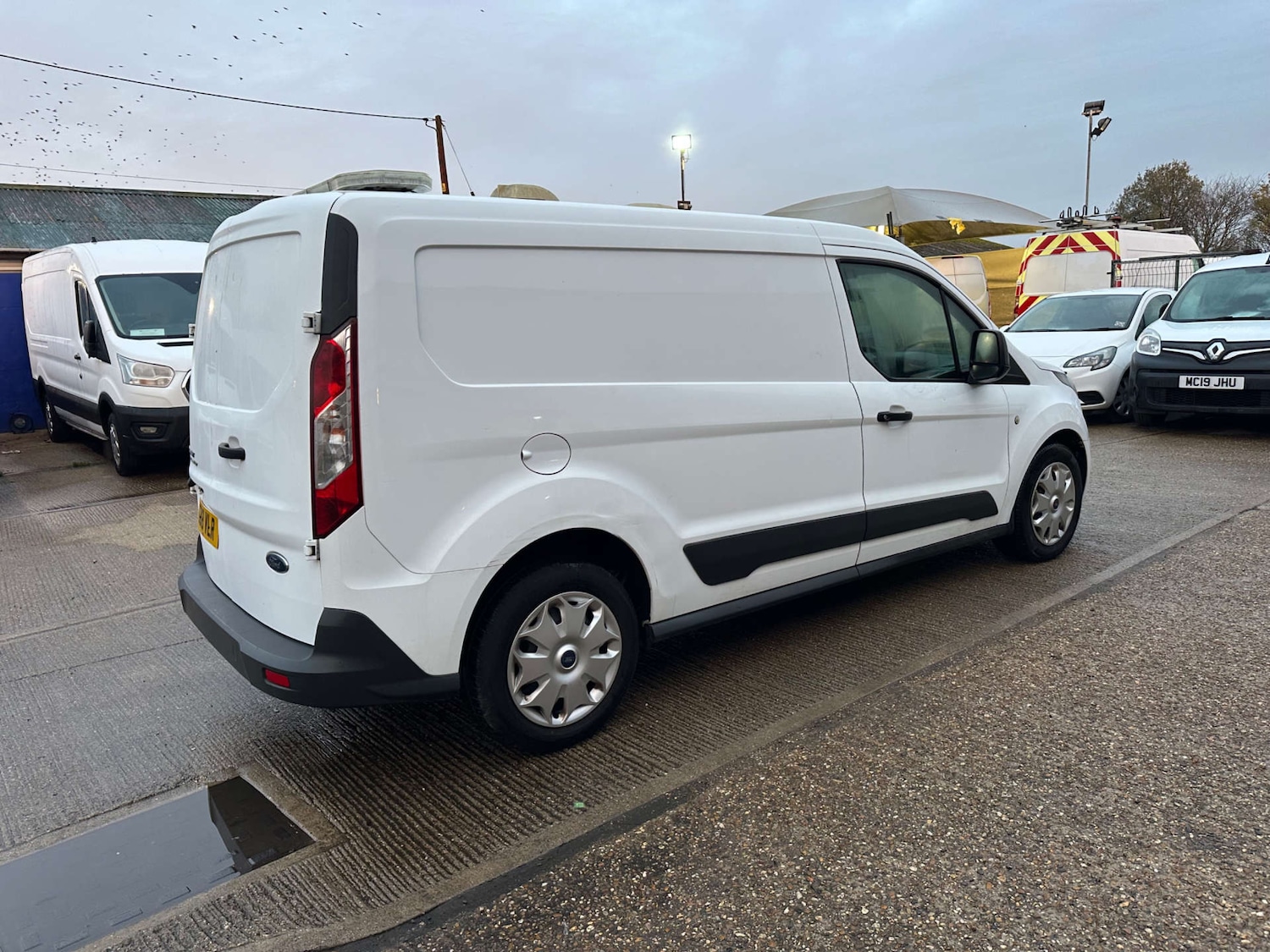 Used Ford Transit Connect 2018 for sale - 76552576: Photo 11