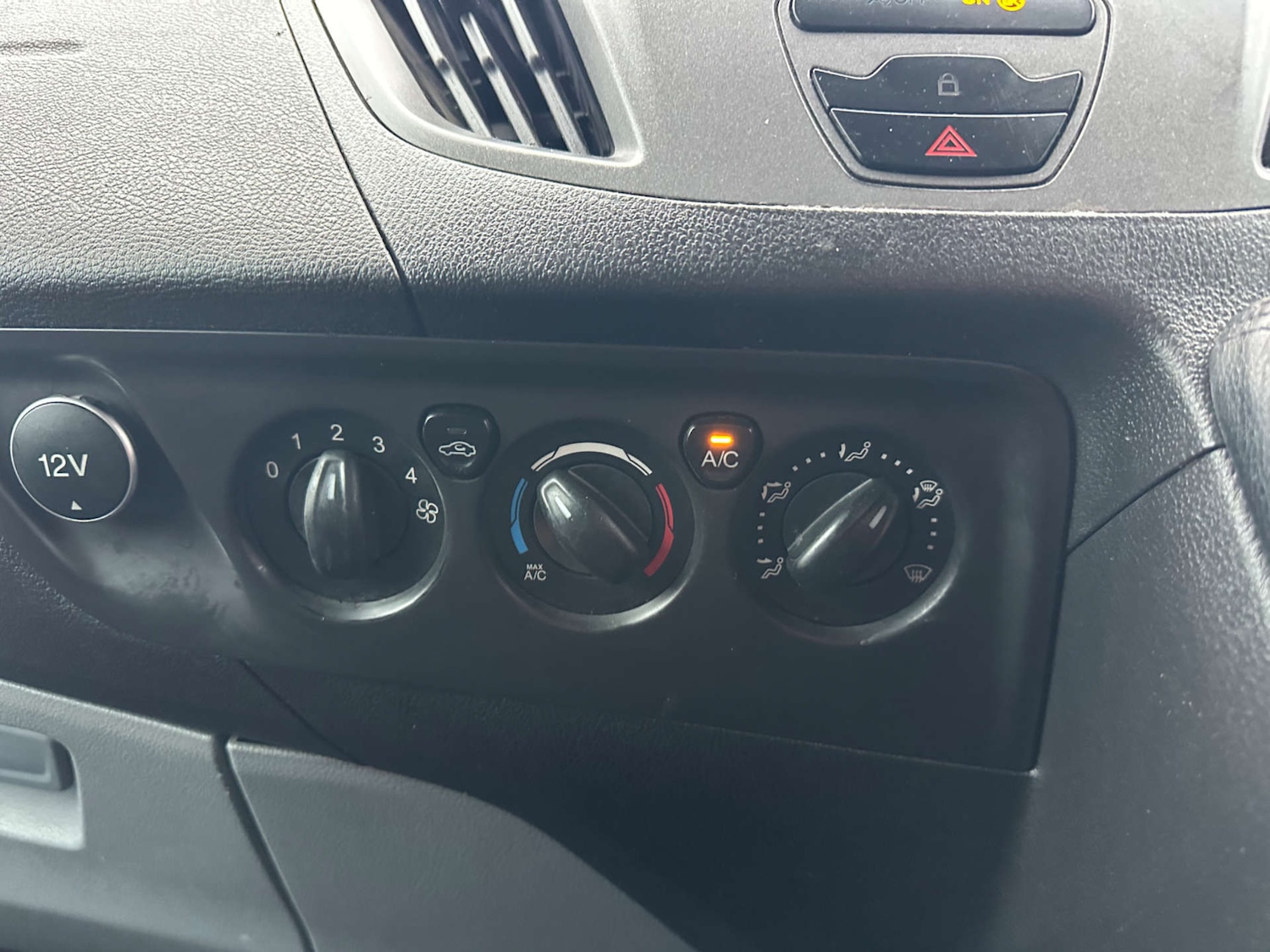 Used Ford Transit Custom 2015 for sale - 76754808: Photo 17