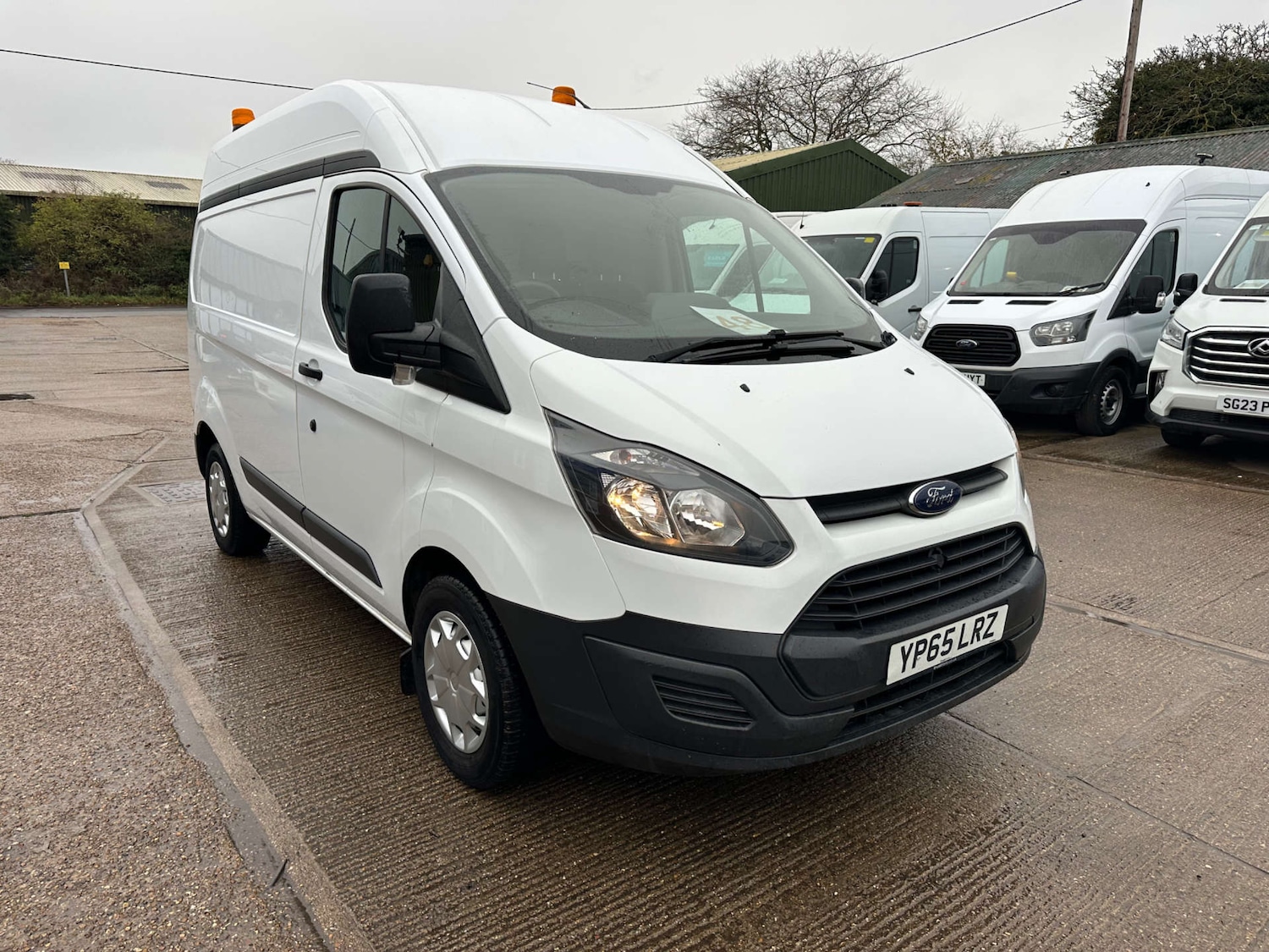 Used Ford Transit Custom 2015 for sale - 76754808: Photo 3
