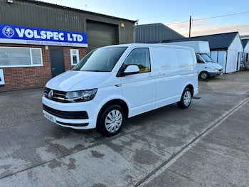Used Volkswagen Transporter 2018 for sale - 79825749: Photo