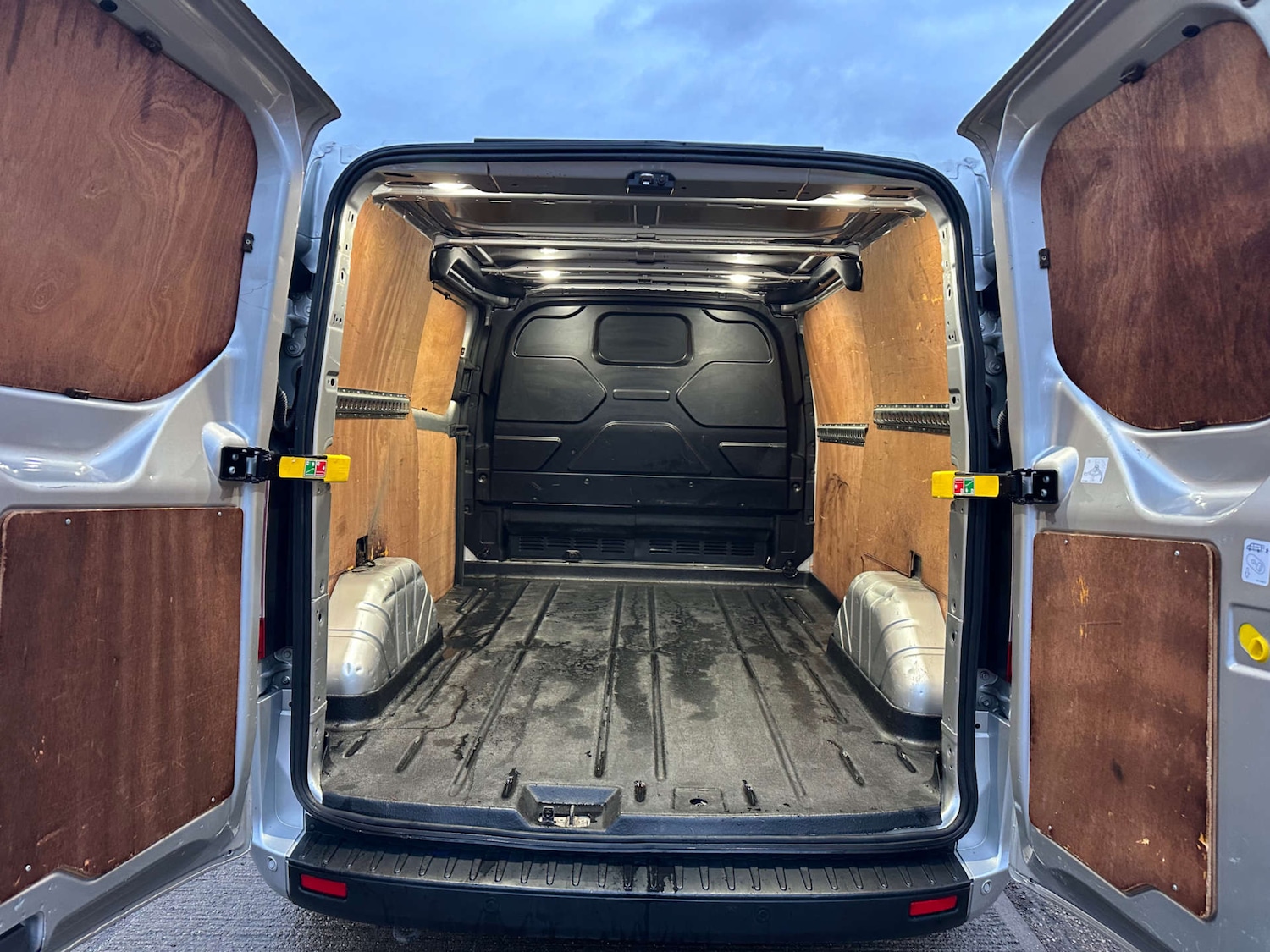 Used Ford Transit Custom 2021 for sale - 76669115: Photo 9