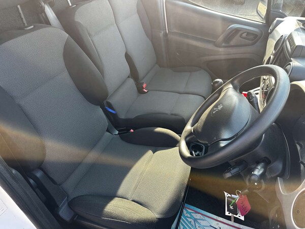 Used Peugeot Partner 2018 for sale - 74644216: Photo 16