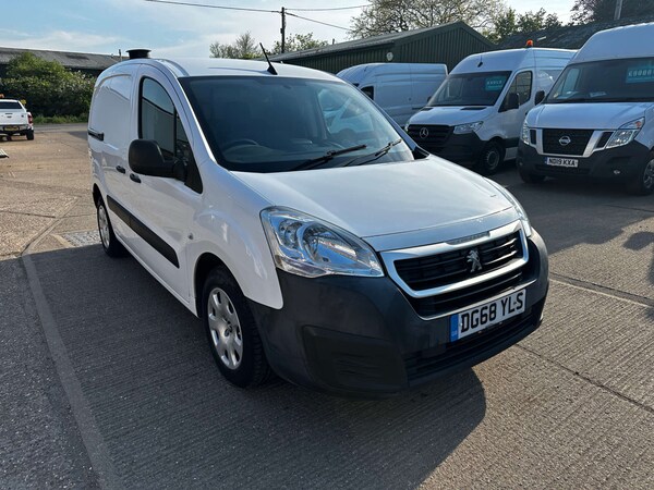 Used Peugeot Partner 2018 for sale - 74644216: Photo 3