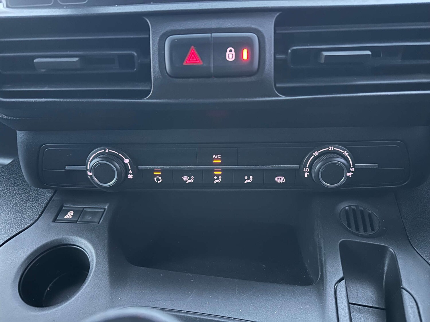 Used Vauxhall Combo 2019 for sale - 76441918: Photo 19