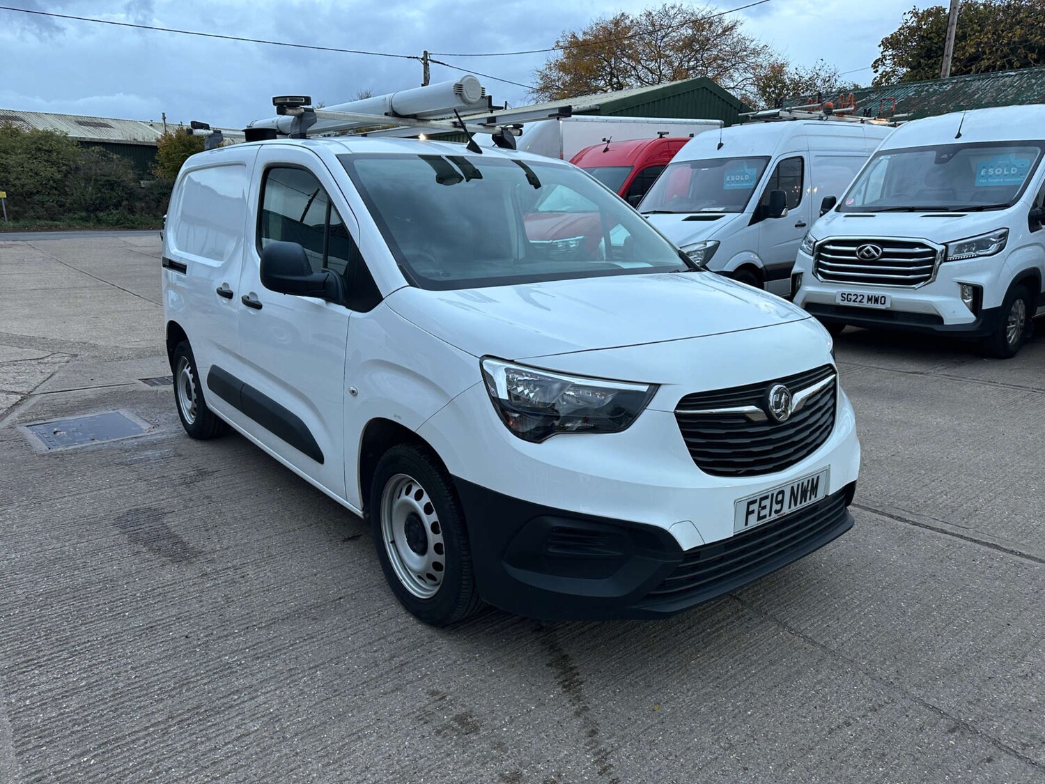 Used Vauxhall Combo 2019 for sale - 76441918: Photo 3
