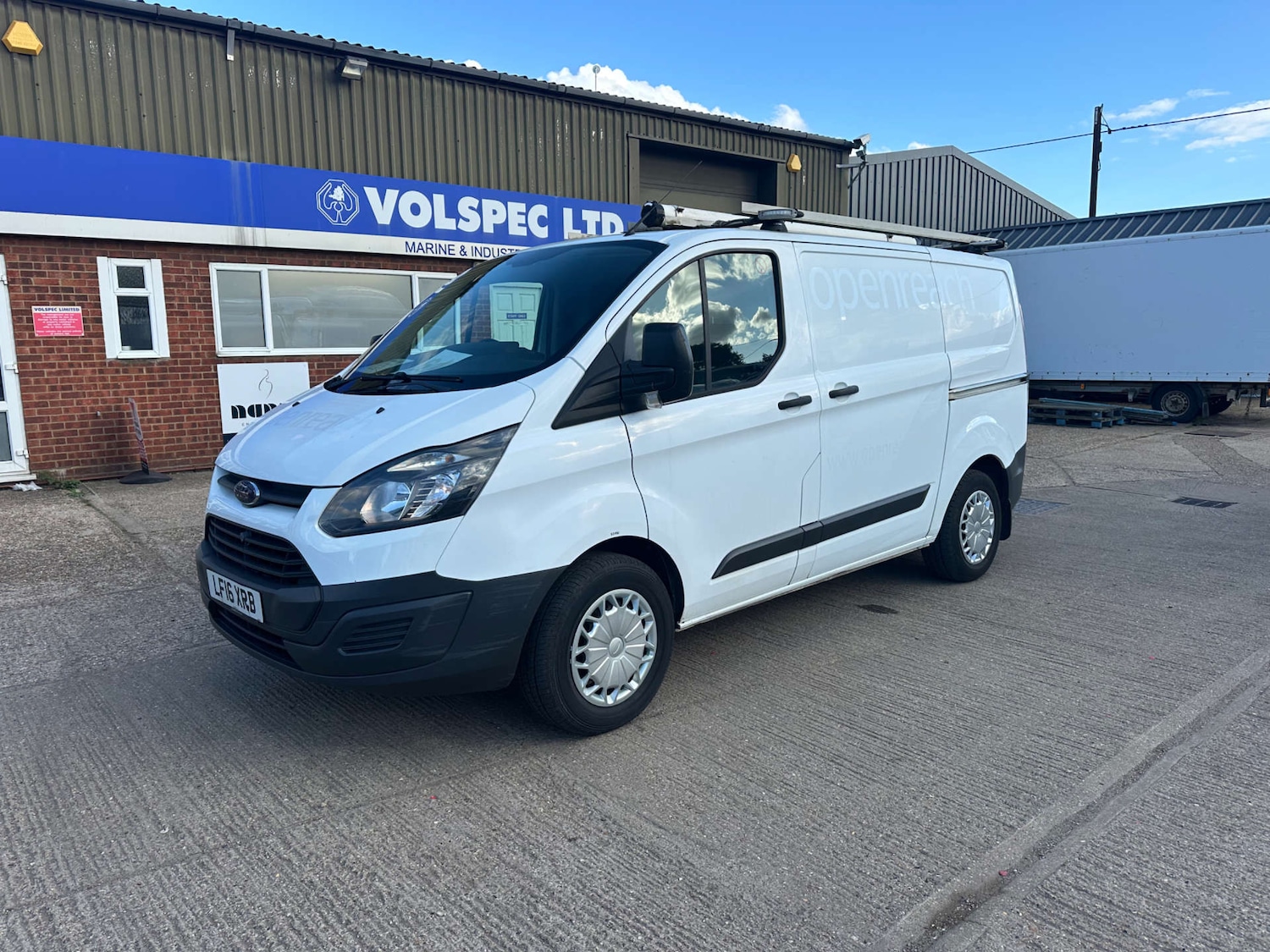 Used Ford Transit Custom 2016 for sale - 76044365: Photo 4