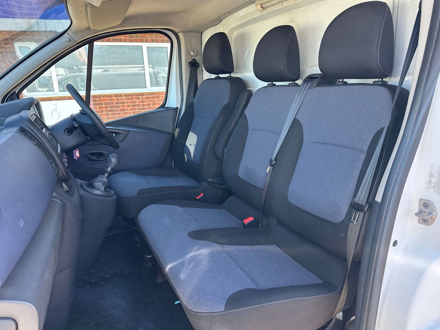 Used Vauxhall Vivaro 2016 for sale - 77976960: Photo 19