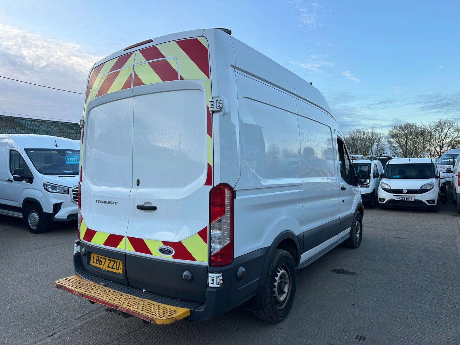 Used Ford Transit 2018 for sale - 78049933: Photo 11