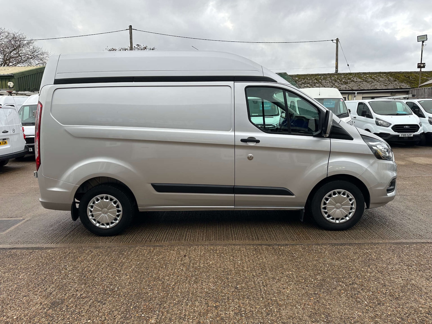 Used Ford Transit Custom 2022 for sale - 76552575: Photo 13