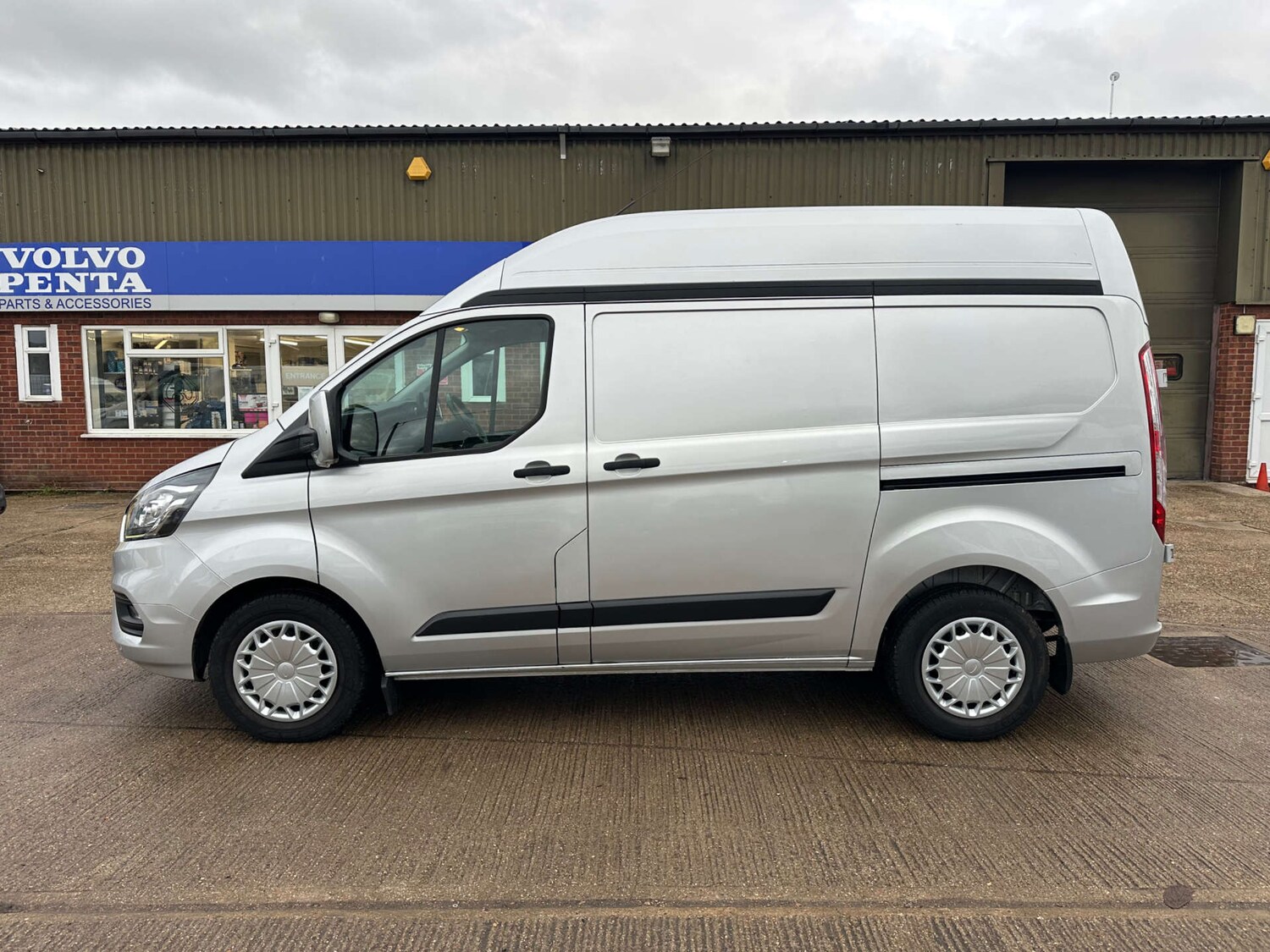 Used Ford Transit Custom 2022 for sale - 76552575: Photo 6