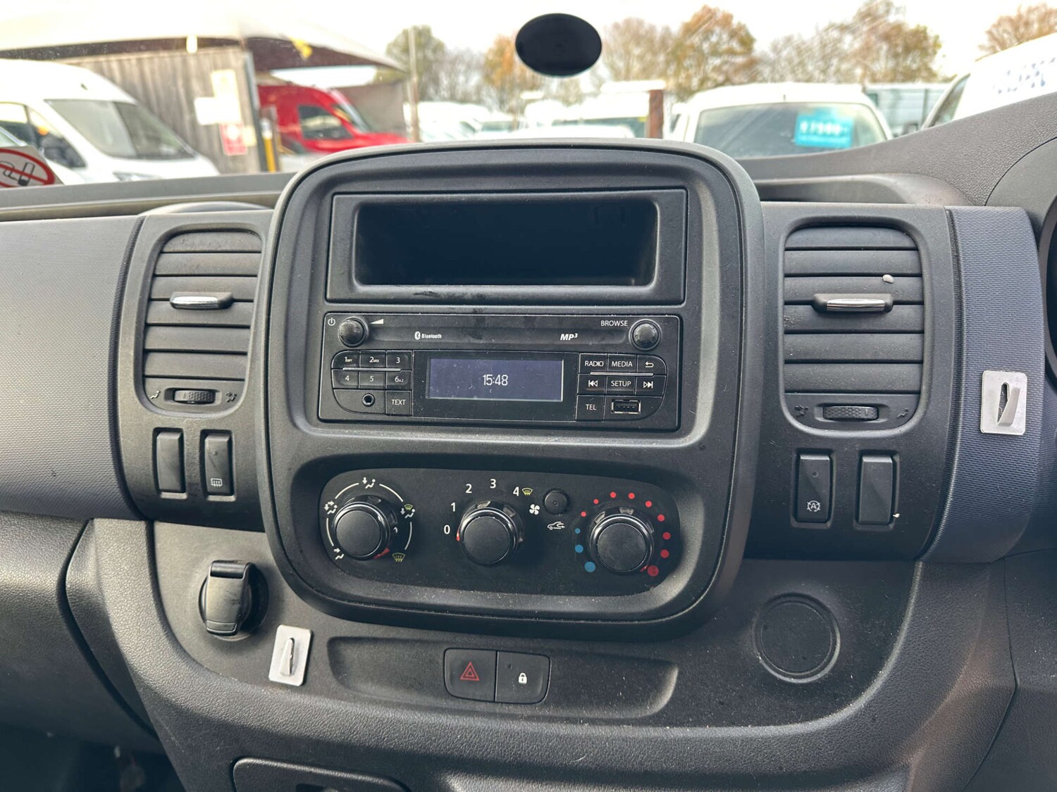 Used Vauxhall Vivaro 2017 for sale - 76530908: Photo 18