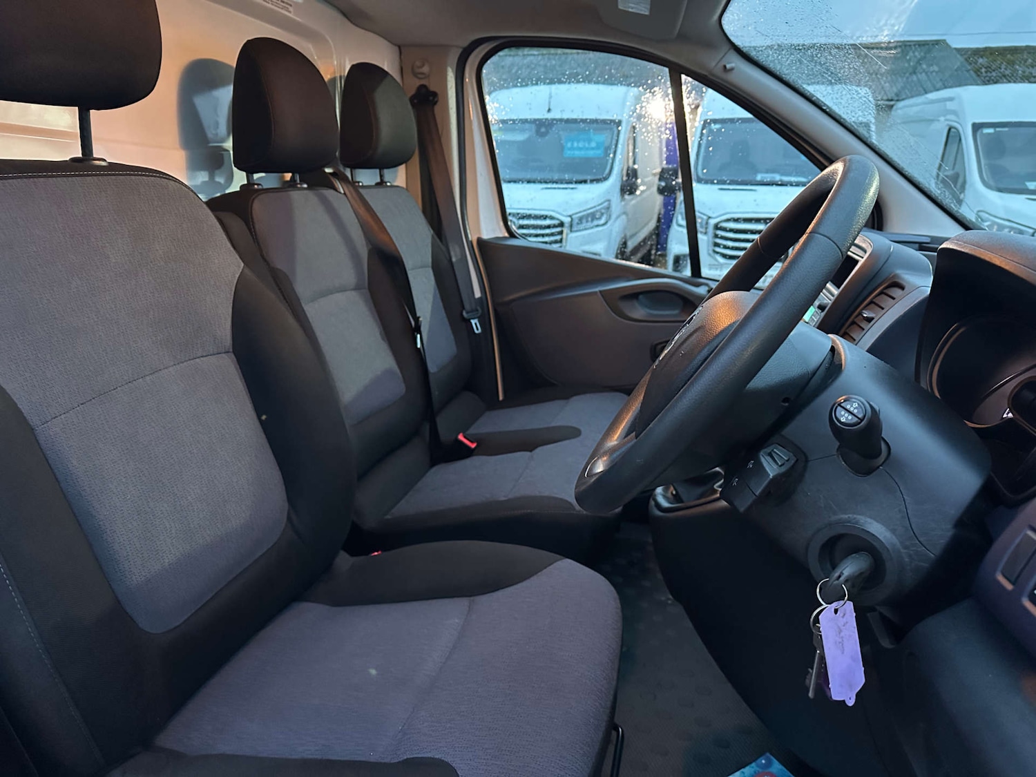 Used Vauxhall Vivaro 2016 for sale - 77280652: Photo 15