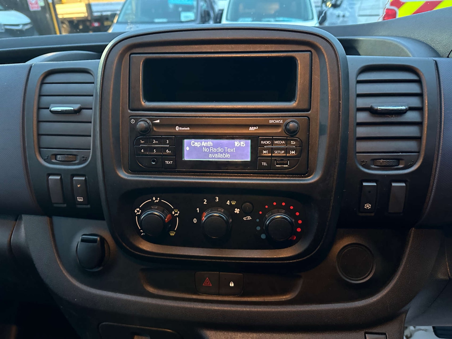 Used Vauxhall Vivaro 2016 for sale - 77280652: Photo 18