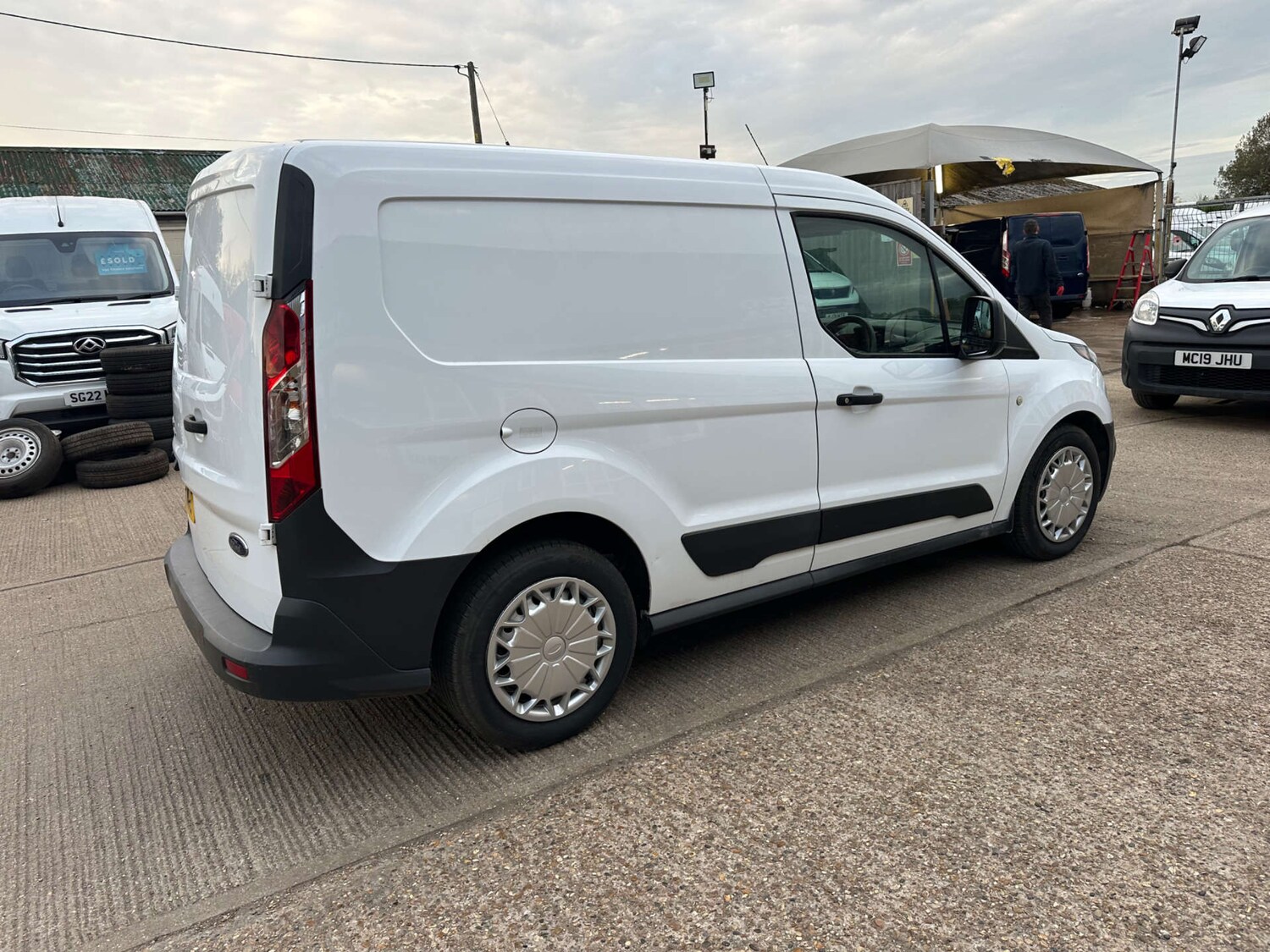 Used Ford Transit Connect 2018 for sale - 76445607: Photo 11