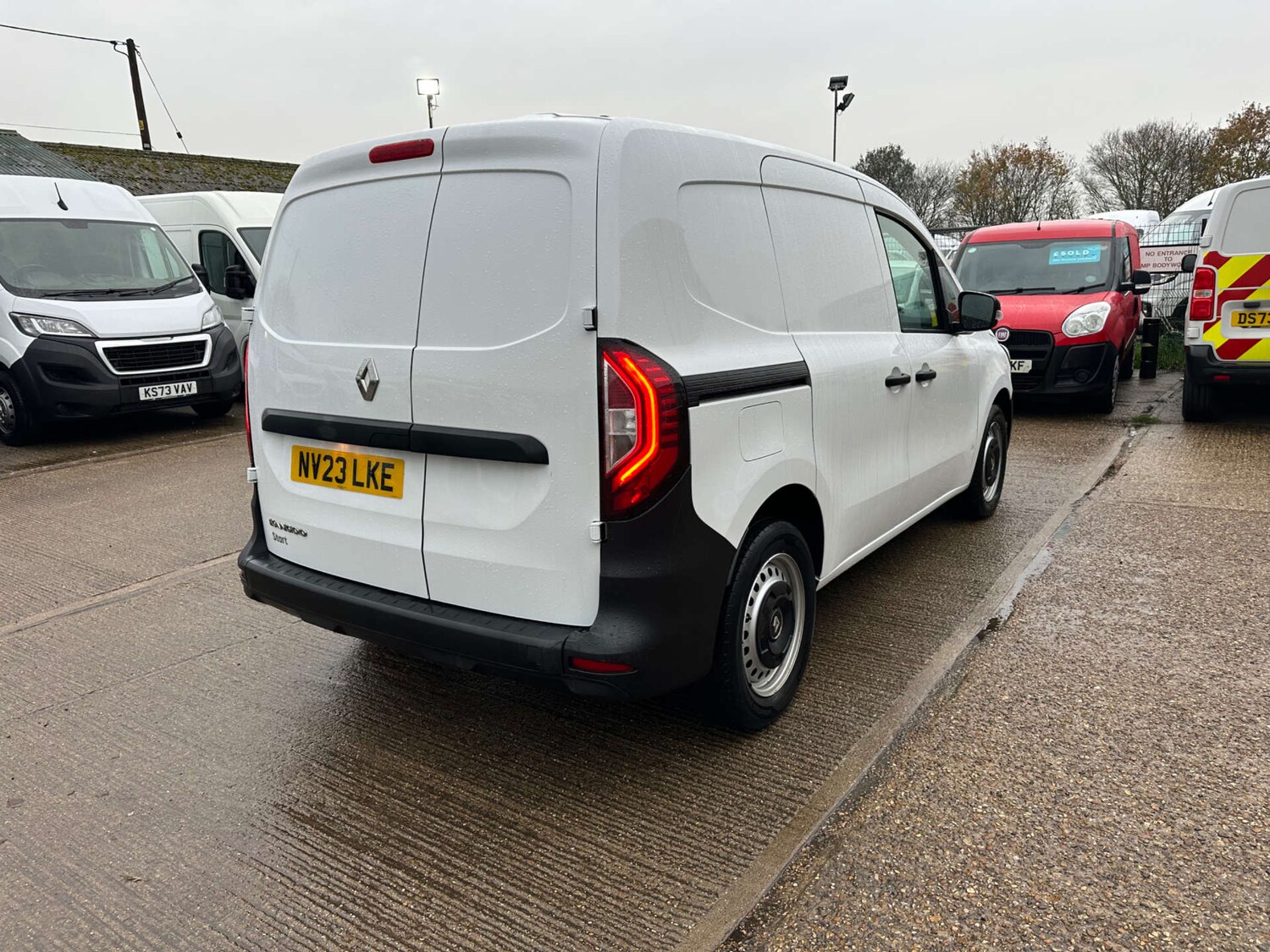 Used Renault Kangoo 2023 for sale - 76586881: Photo 10