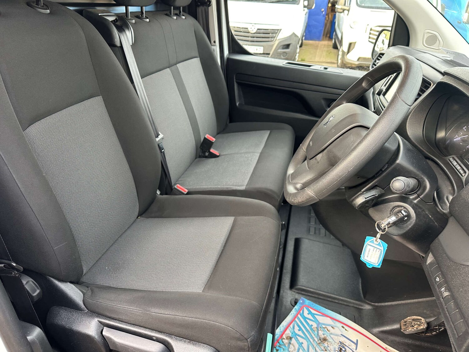 Used Peugeot Expert 2023 for sale - 76966965: Photo 16