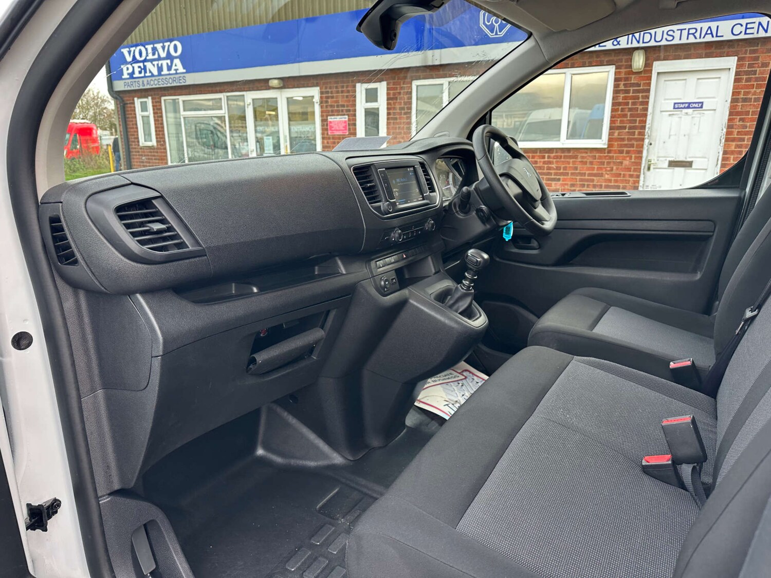 Used Peugeot Expert 2023 for sale - 76966965: Photo 22