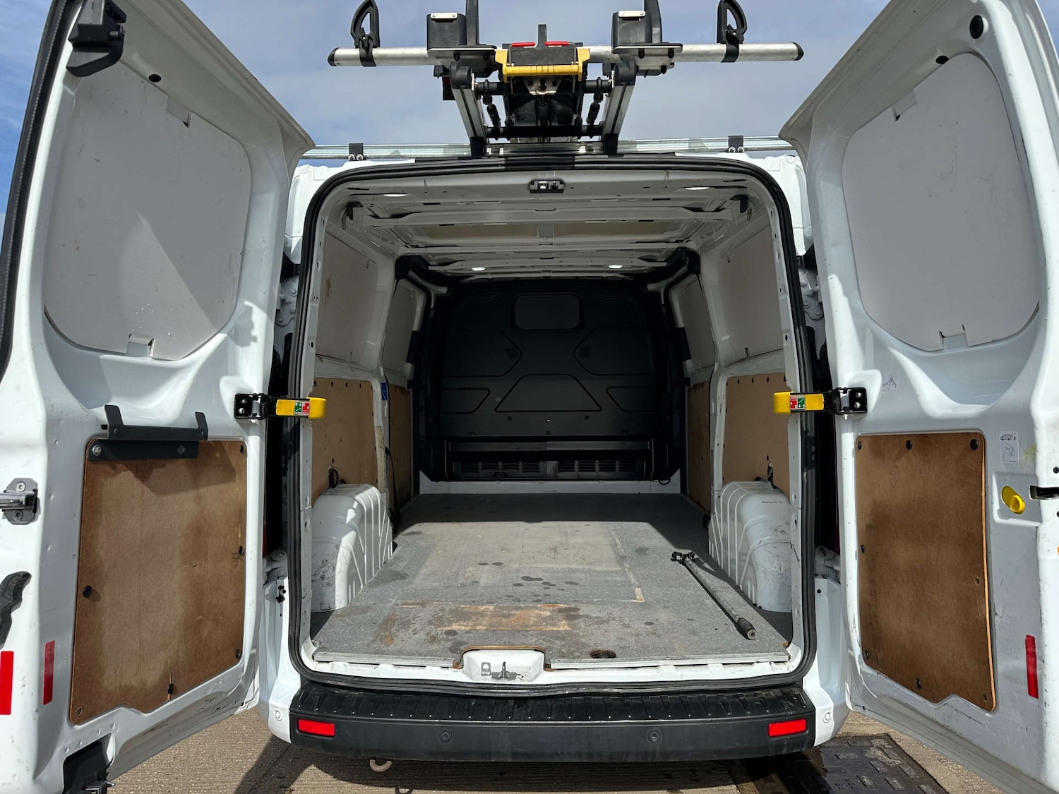 Used Ford Transit Custom 2019 for sale - 77920773: Photo 10