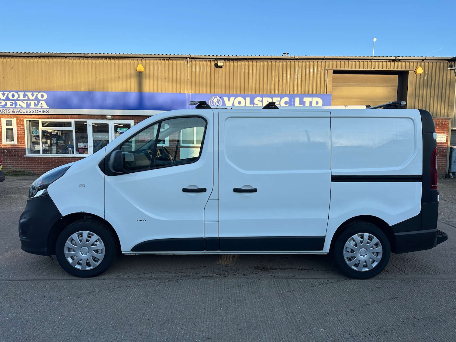 Used Vauxhall Vivaro 2016 for sale - 77959850: Photo 5