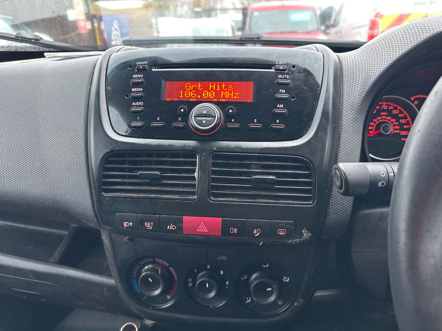 Used Fiat Doblo 2018 for sale - 76530910: Photo 20