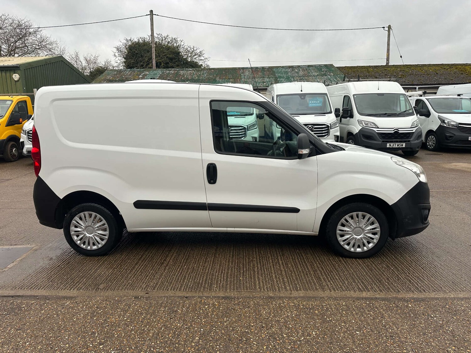 Used Vauxhall Combo 2015 for sale - 77669297: Photo 10