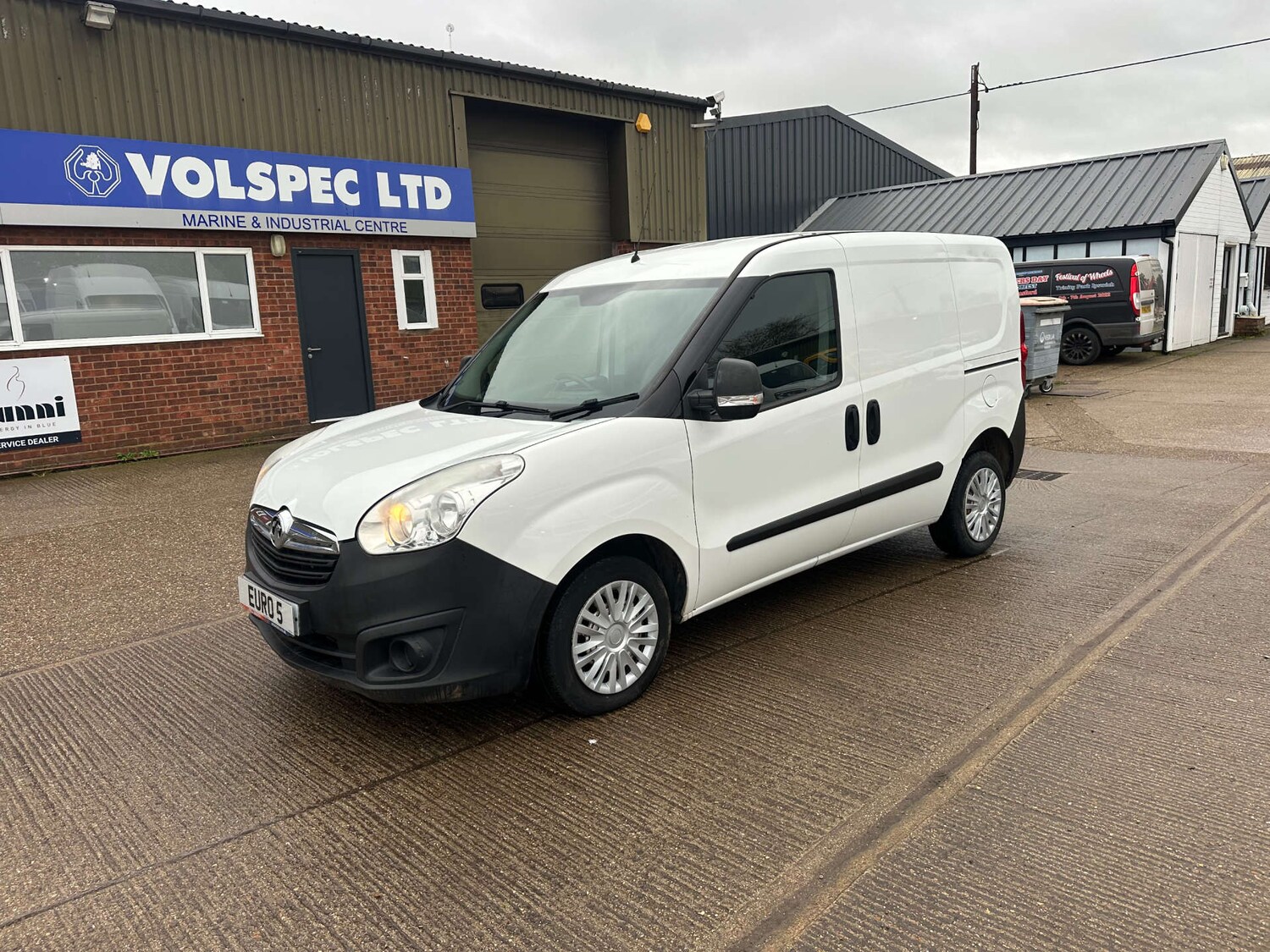 Used Vauxhall Combo 2015 for sale - 77669297: Photo 4