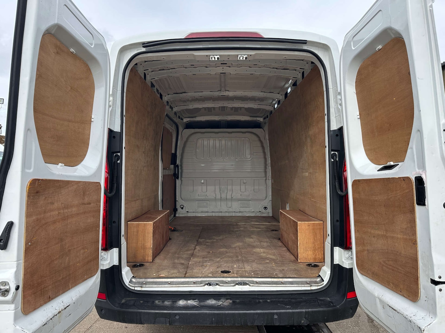 Used Maxus Deliver 9 2023 for sale - 77877321: Photo 9