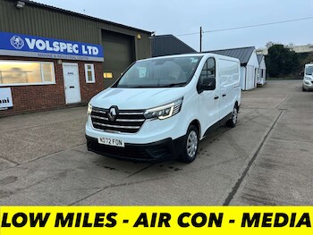 Renault Trafic feature image
