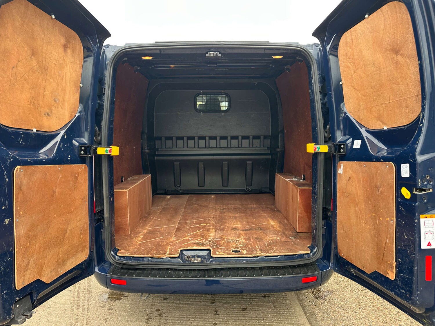 Used Ford Transit Custom 2020 for sale - 76487337: Photo 9