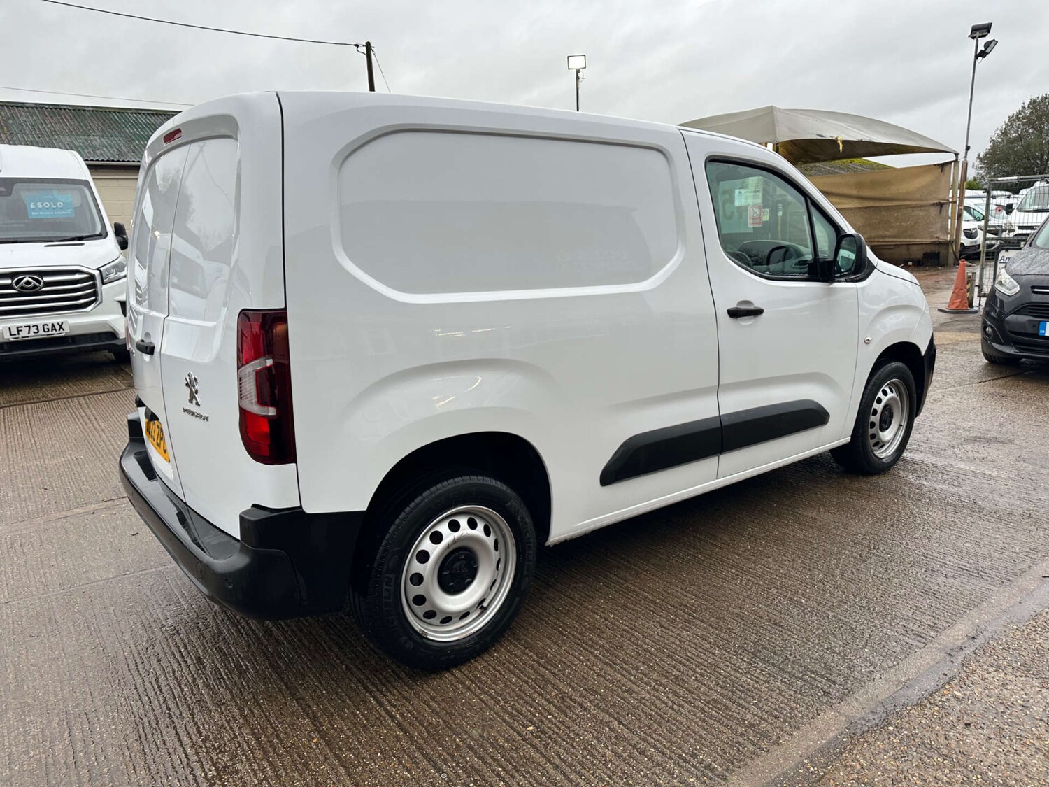 Used Peugeot Partner 2023 for sale - 77022684: Photo 11