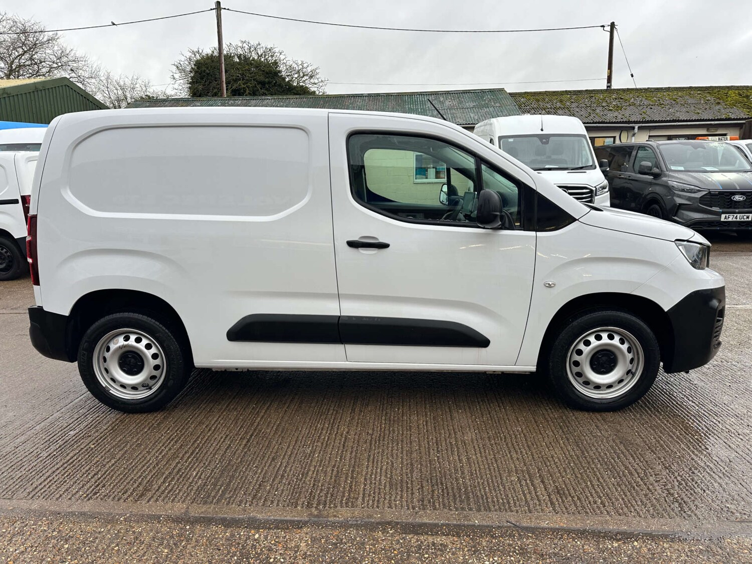 Used Peugeot Partner 2023 for sale - 77022684: Photo 12