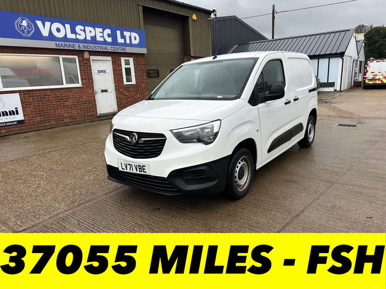 Used Vauxhall Combo 2021 for sale - 76436172: Photo 1