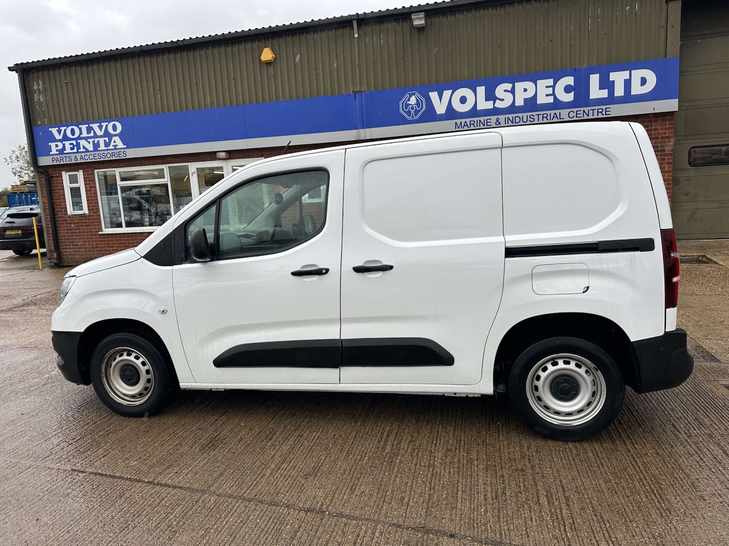 Used Vauxhall Combo 2021 for sale - 76436172: Photo 6