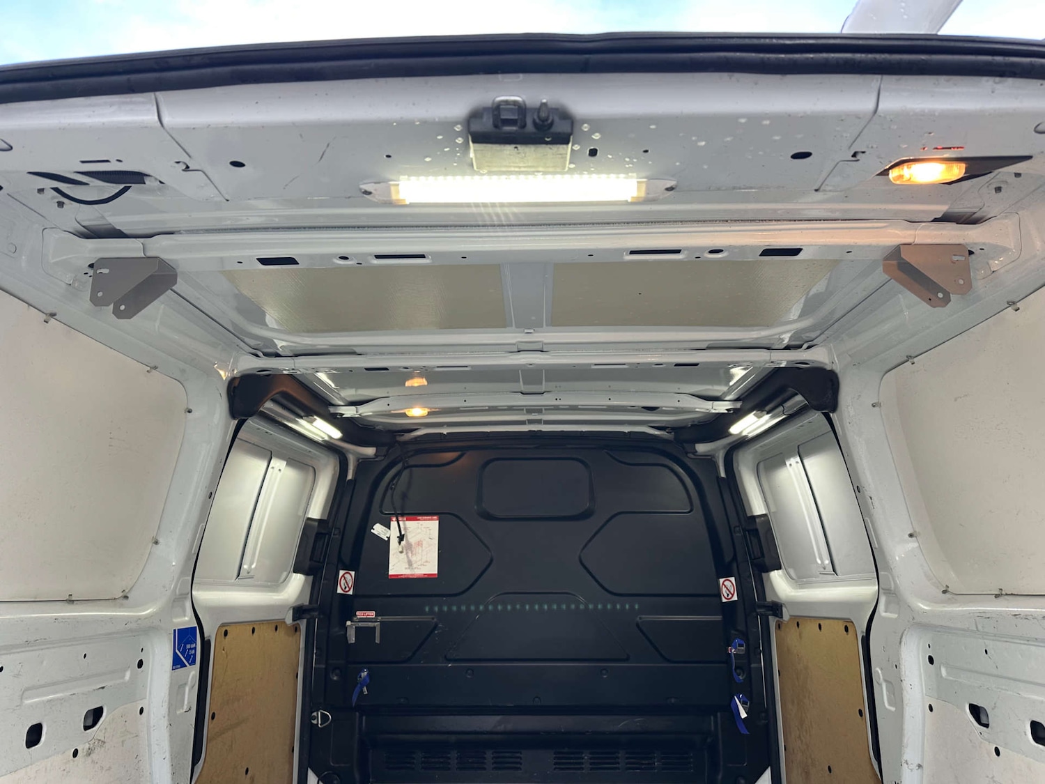 Used Ford Transit Custom 2018 for sale - 76325031: Photo 10