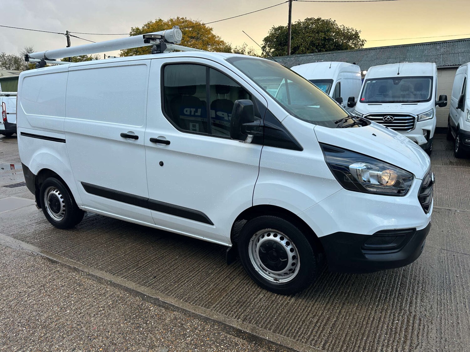 Used Ford Transit Custom 2018 for sale - 76325031: Photo 14