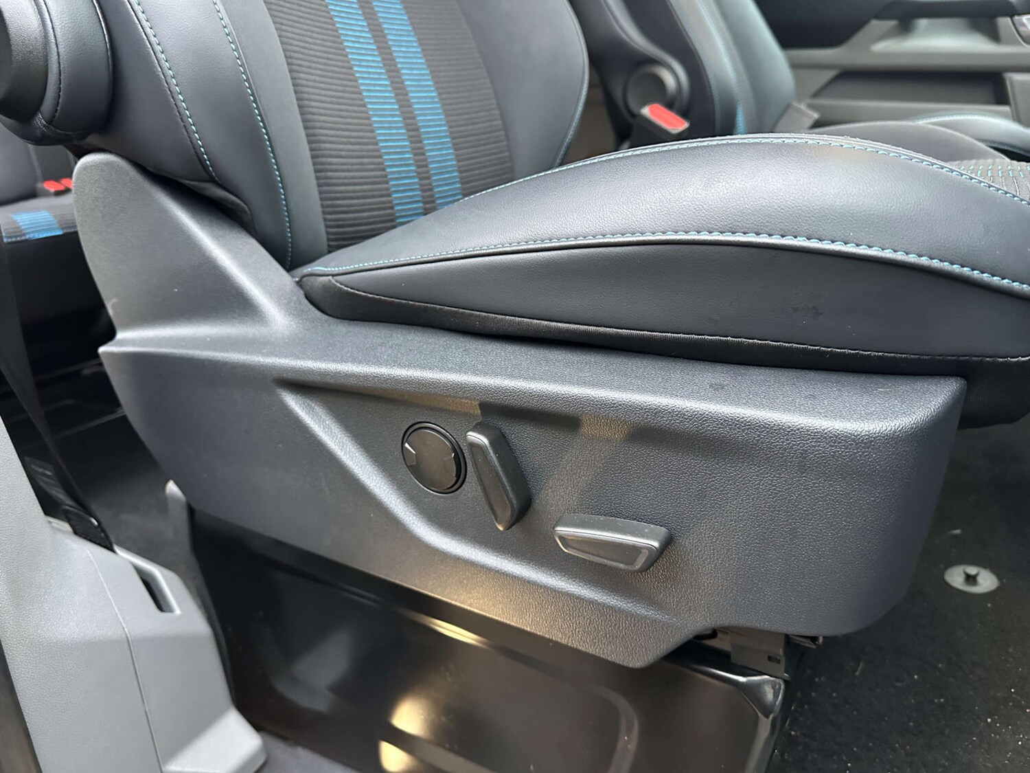 Used Ford Transit Custom 2024 for sale - 77022670: Photo 21