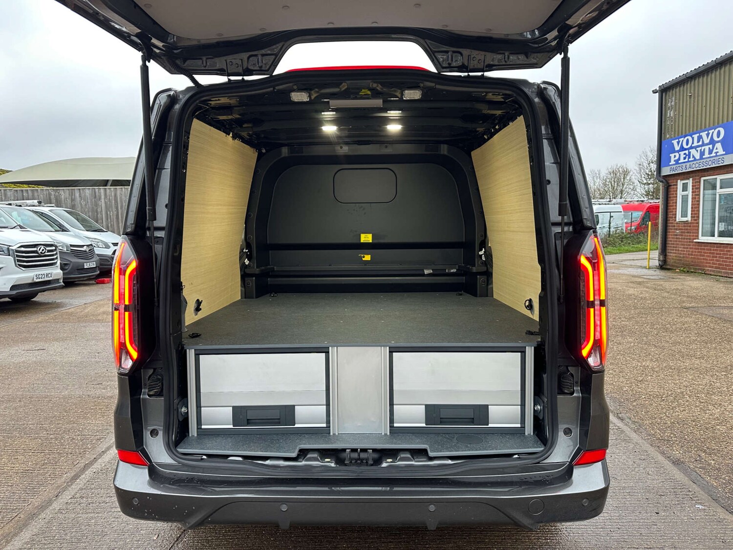 Used Ford Transit Custom 2024 for sale - 77022670: Photo 9