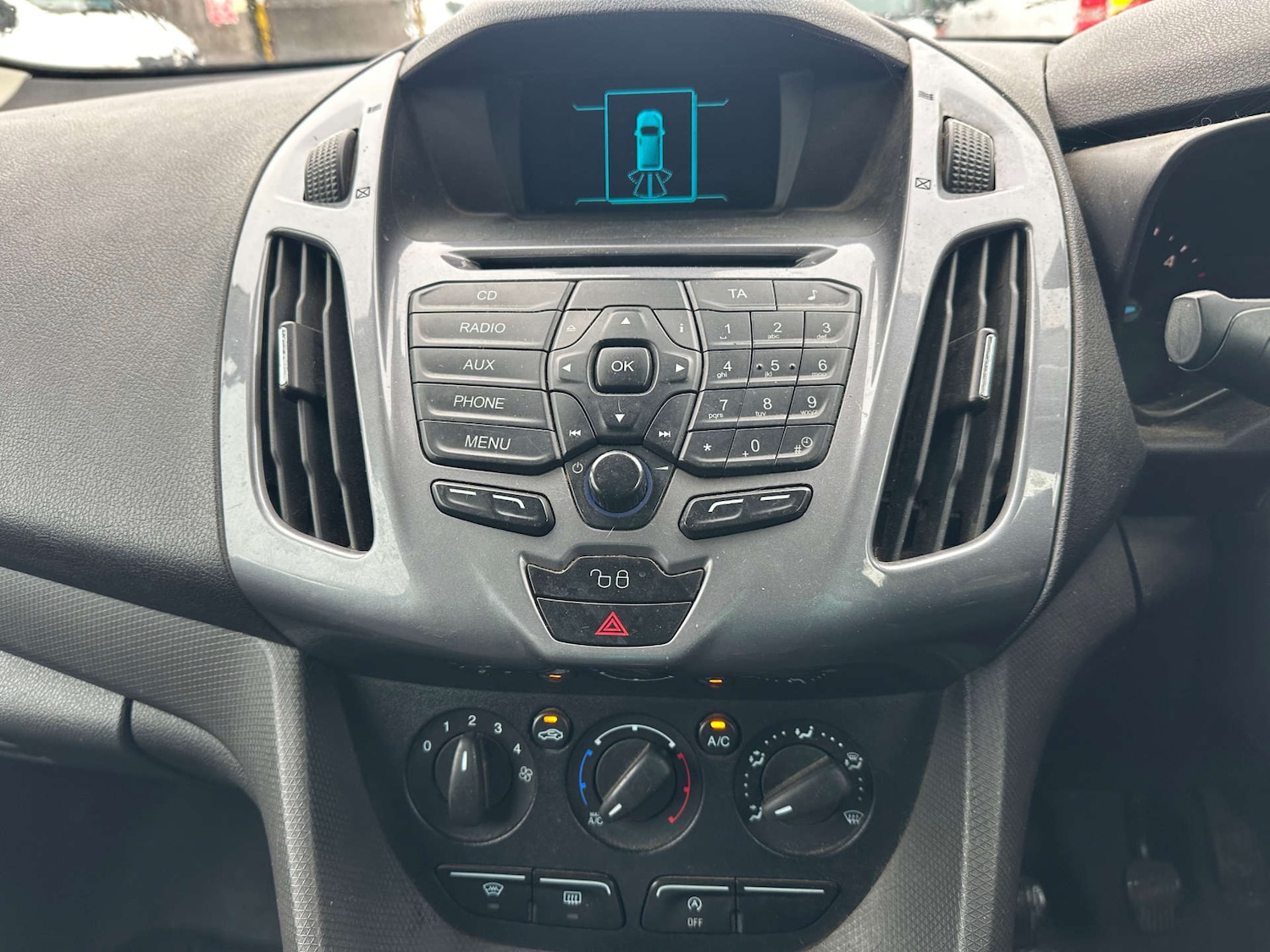 Used Ford Transit Connect 2017 for sale - 77656599: Photo 17