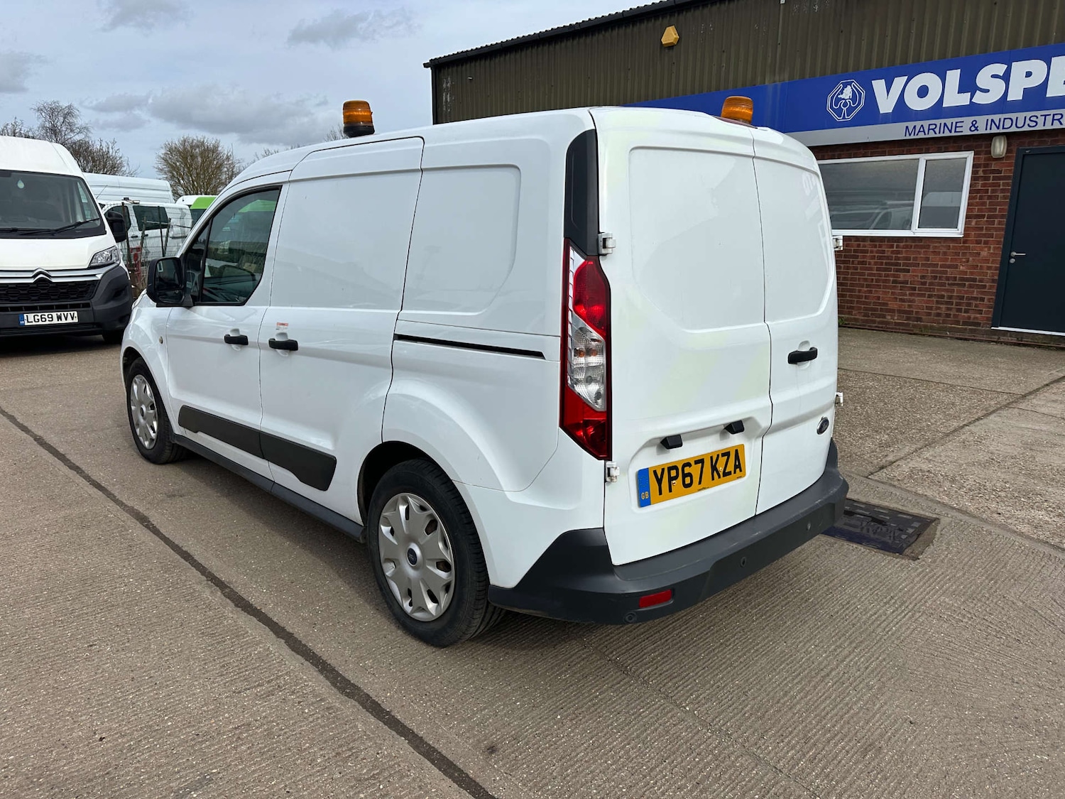 Used Ford Transit Connect 2017 for sale - 77877333: Photo 8