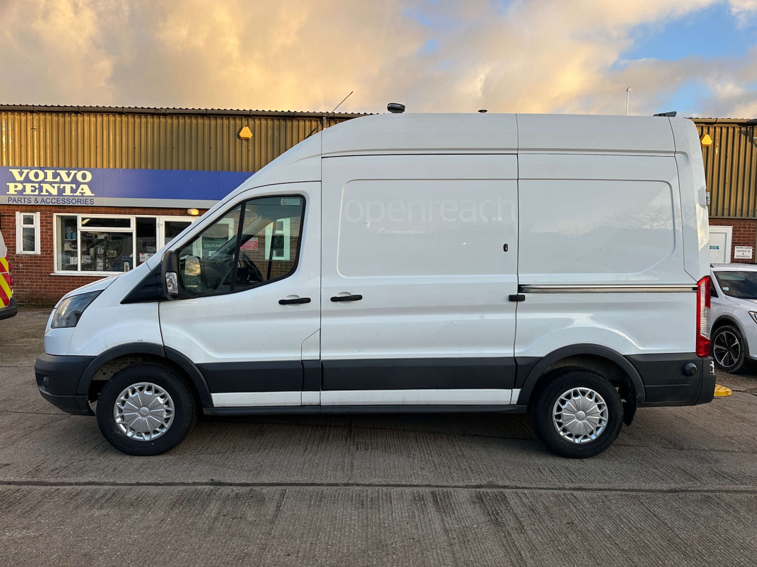 Used Ford Transit 2018 for sale - 77167352: Photo 6