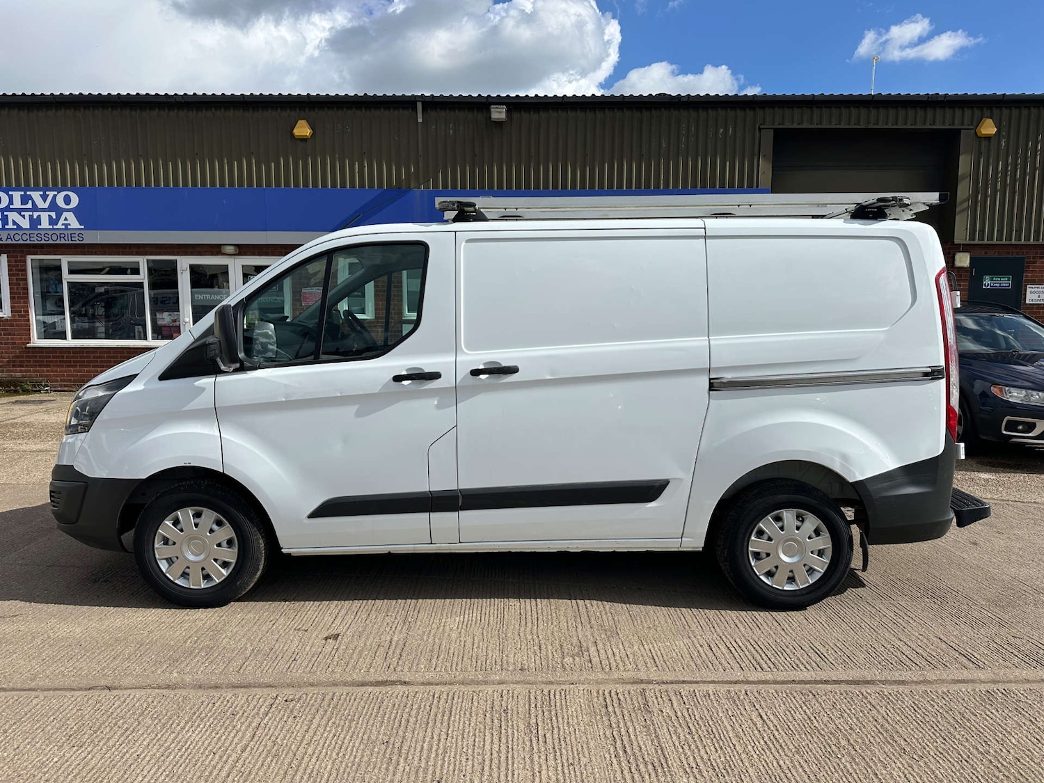 Used Ford Transit Custom 2017 for sale - 77896027: Photo 6