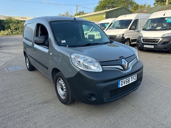 Used Renault Kangoo 2018 for sale - 75587500: Photo