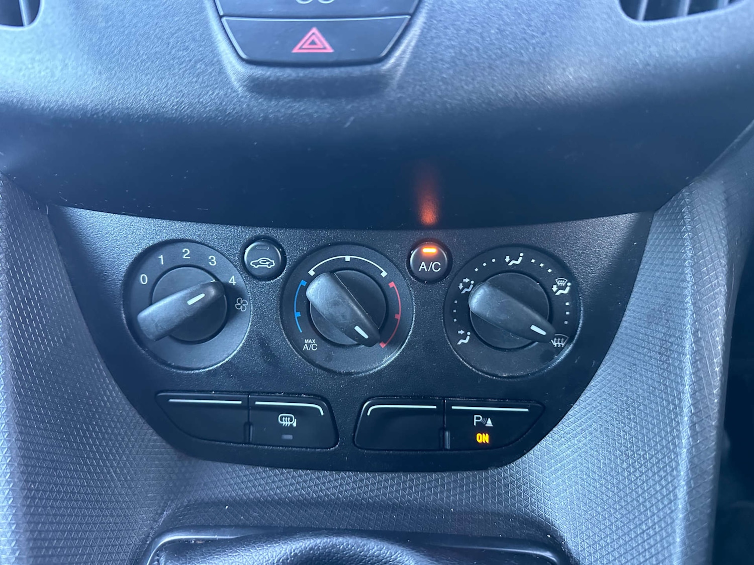 Used Ford Transit Connect 2018 for sale - 76593643: Photo 21