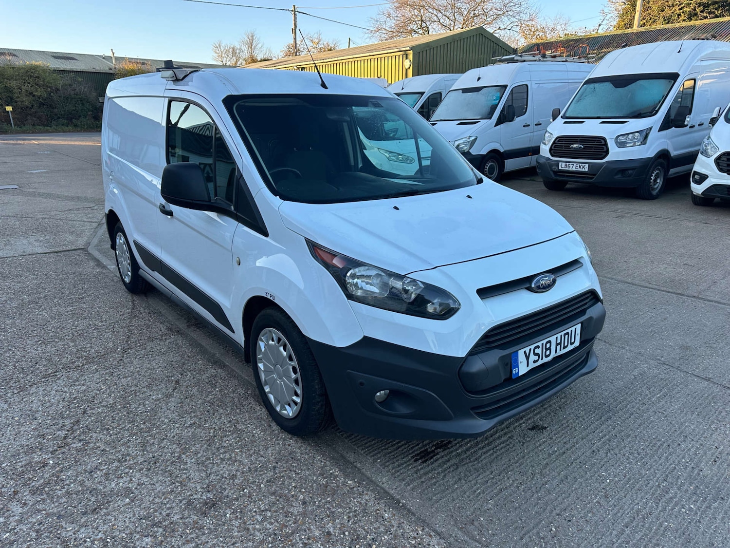 Used Ford Transit Connect 2018 for sale - 76593643: Photo 3