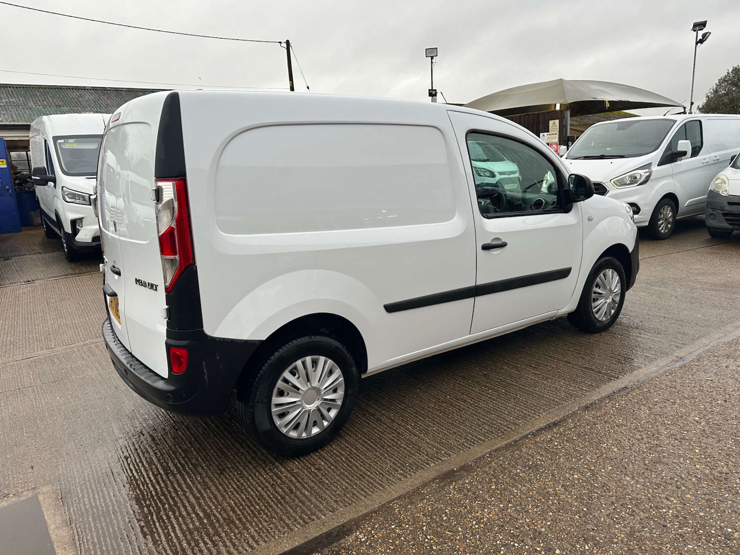 Used Renault Kangoo 2017 for sale - 77349828: Photo 11