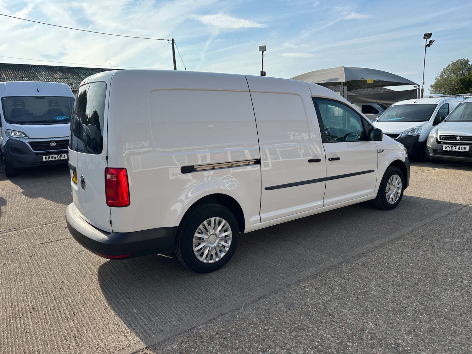 Used Volkswagen Caddy Maxi 2020 for sale - 76846897: Photo 11