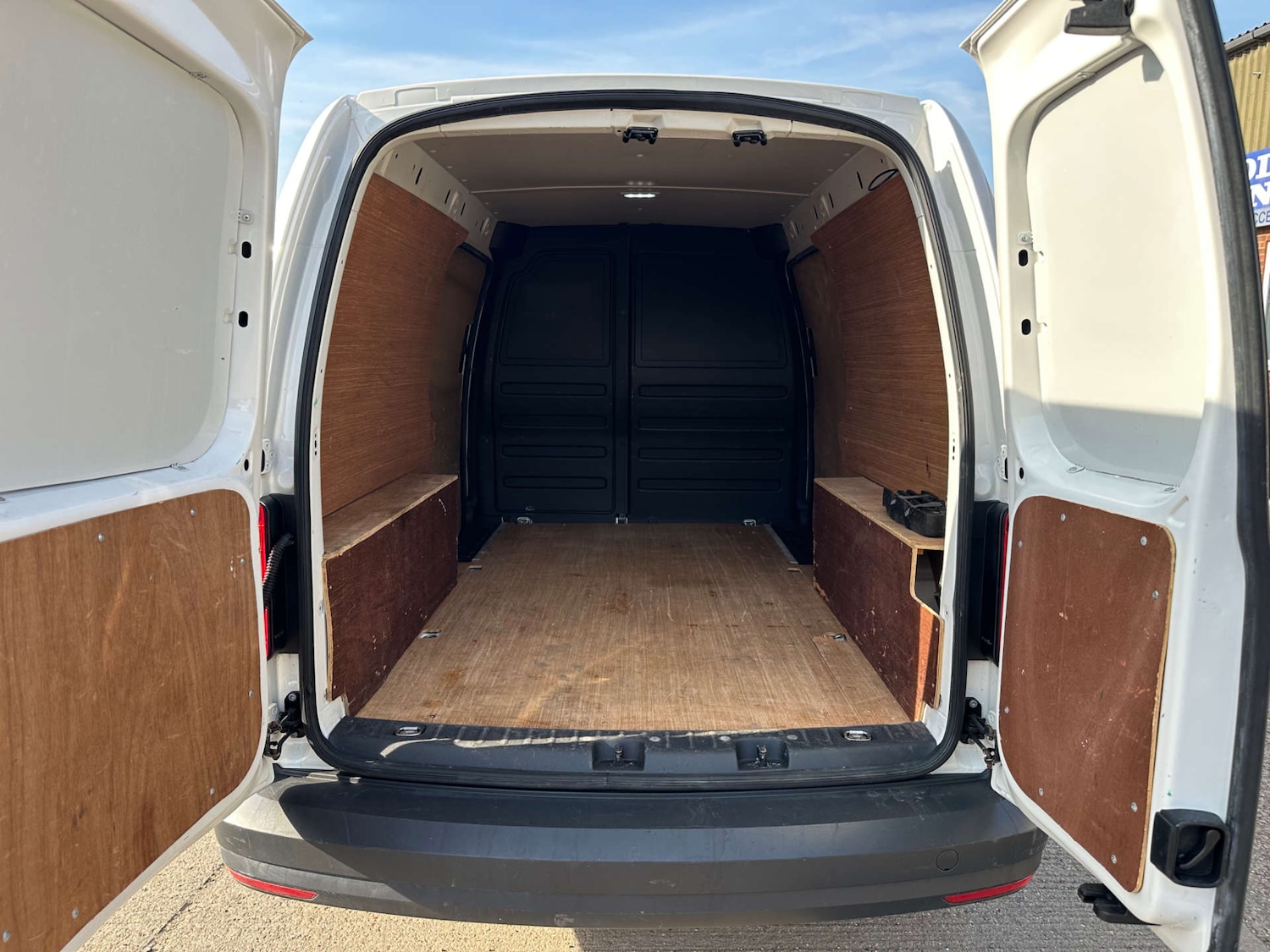 Used Volkswagen Caddy Maxi 2020 for sale - 76846897: Photo 9