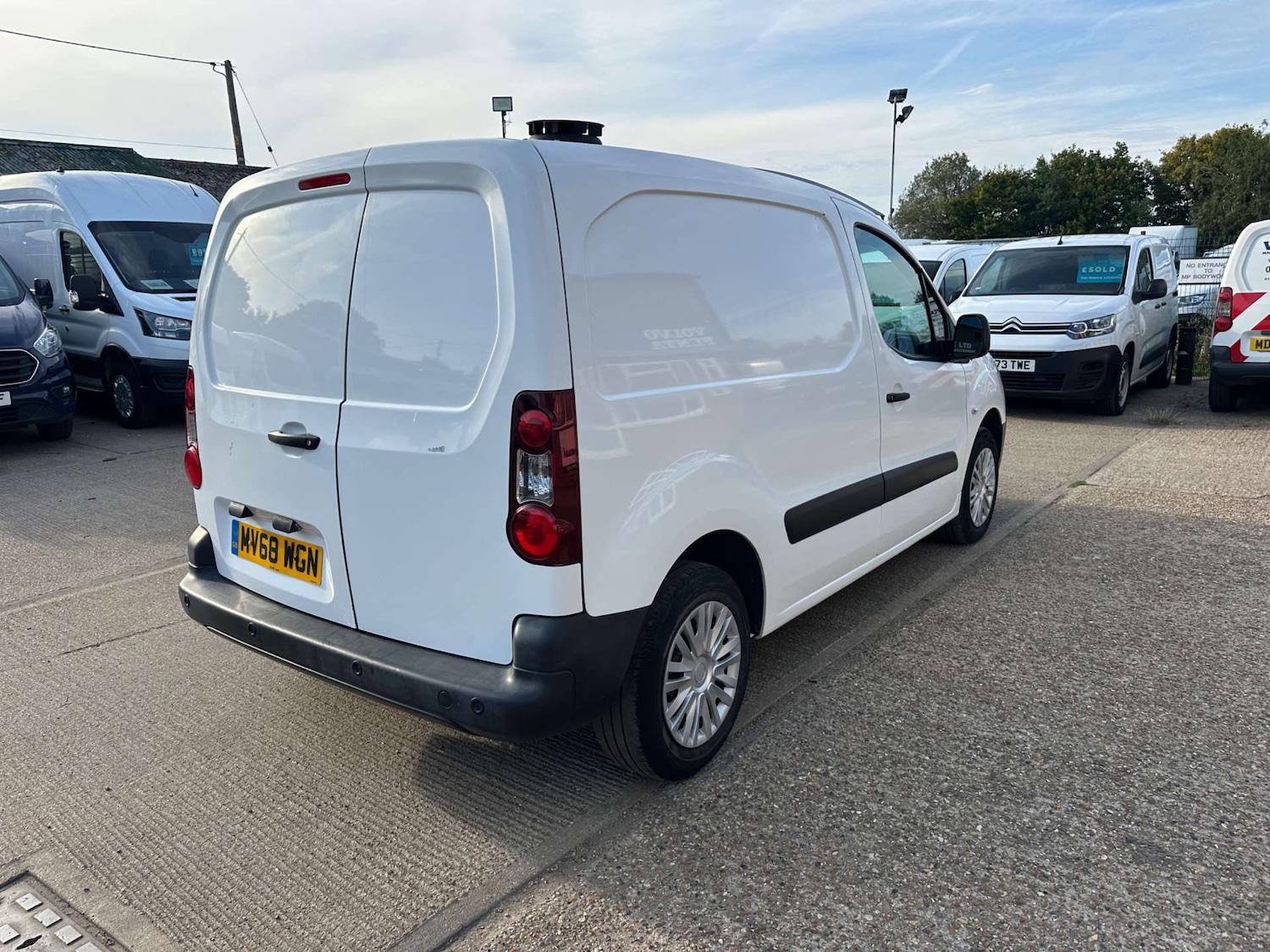 Used Peugeot Partner 2018 for sale - 76600921: Photo 10