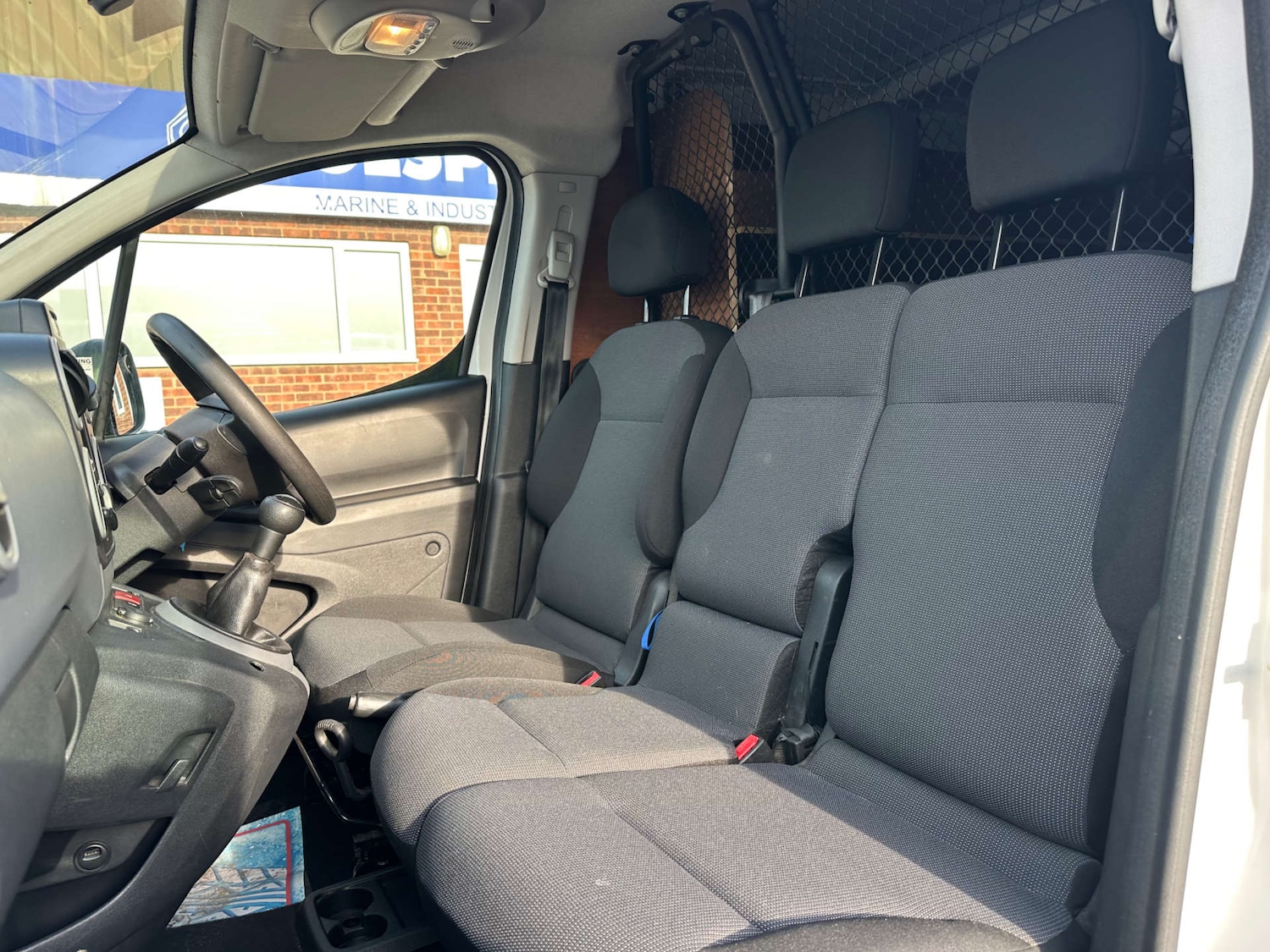 Used Peugeot Partner 2018 for sale - 76600921: Photo 18